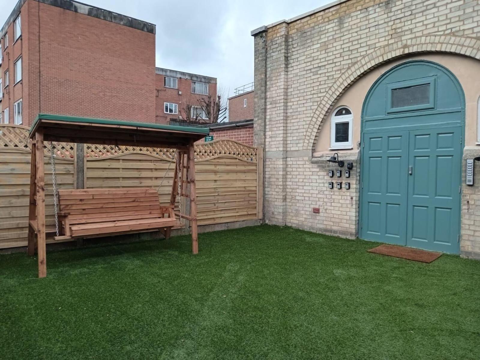 Cozy En-Suite Loft In Trendy Local لندن المظهر الخارجي الصورة