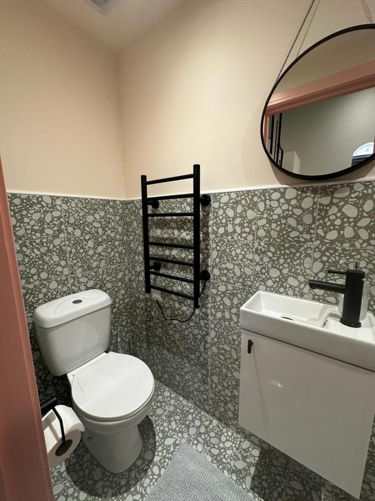 Cozy En-Suite Loft In Trendy Local لندن المظهر الخارجي الصورة